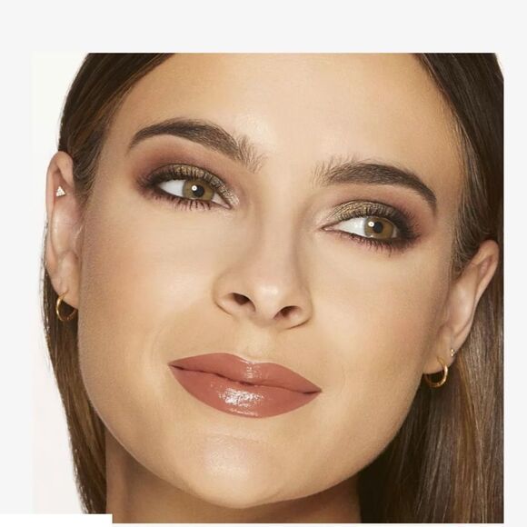 Too Faced Better Than Chocolate Cocoa Infused Eyeshadow Palette smells awesome! - Picture 4 of 12